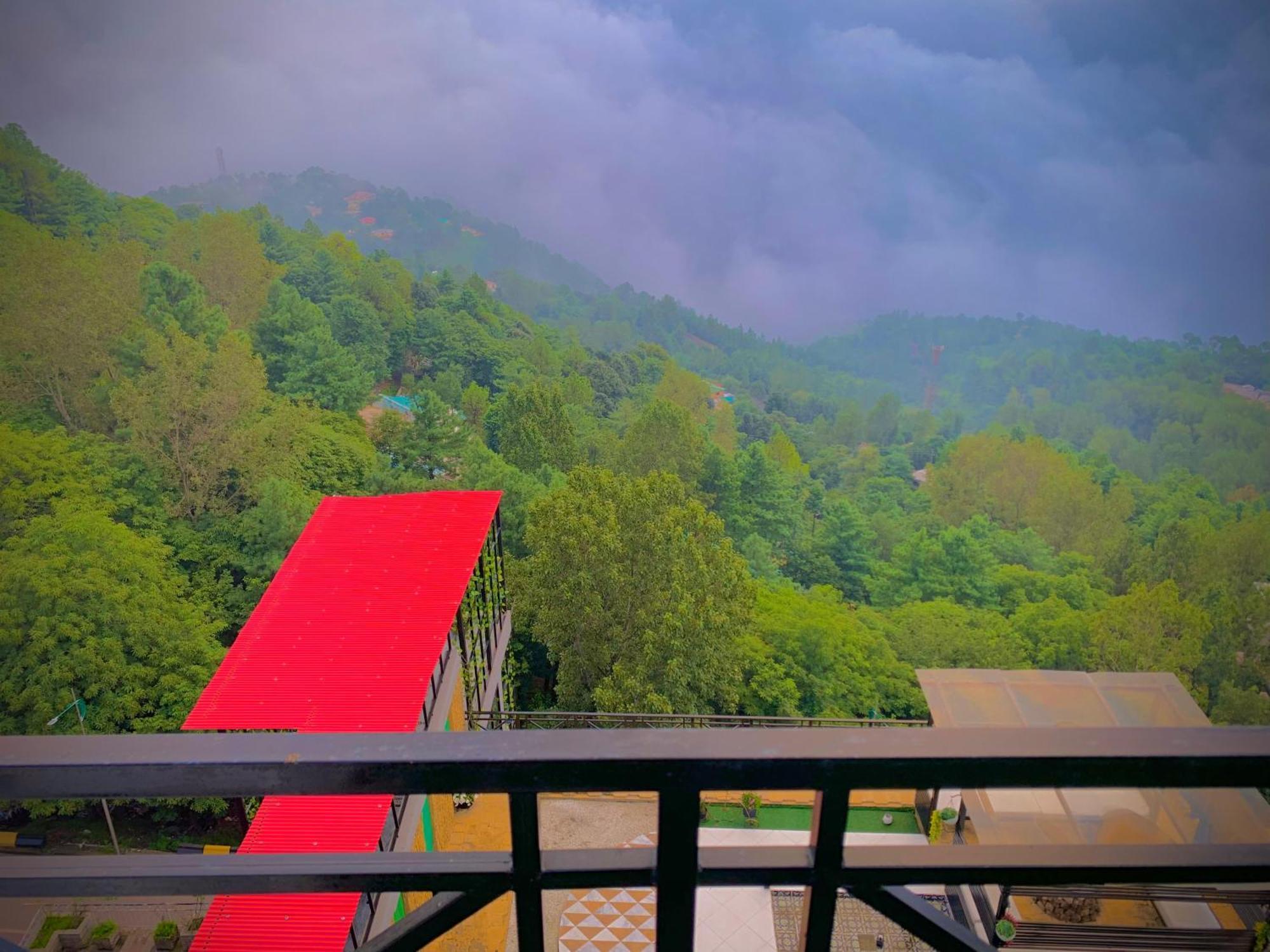 The Bliss Avenue Hotels Murree Exterior foto